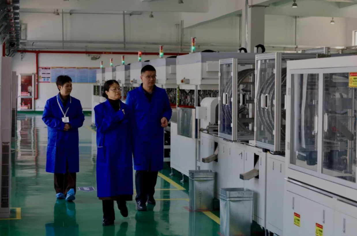 【国际领先】弘腾HTED-Ⅲ型电子雷管自动化生产线通过工信部科技成果鉴定,被评国际领先!(images 4)